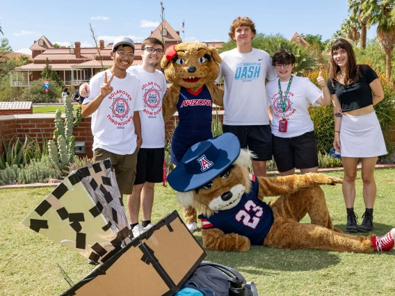 Participants at the 2023 Solar Oven Throw Down