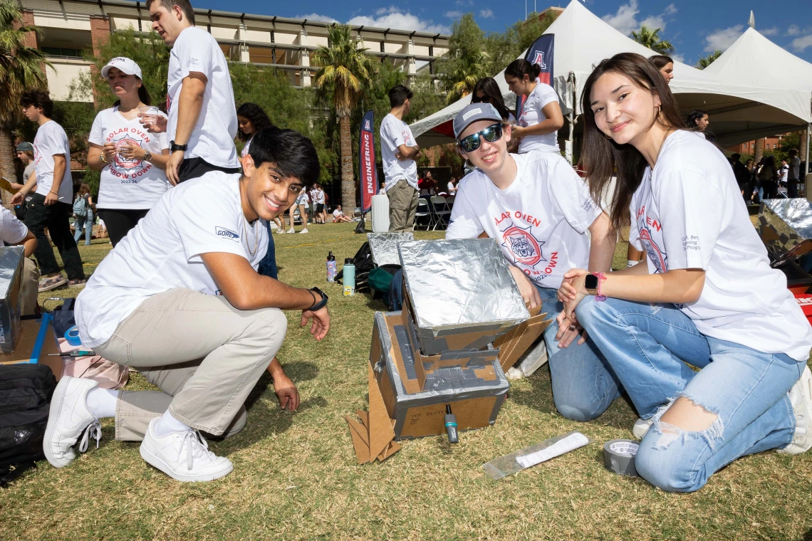 Participants at the 2023 Solar Oven Throw Down