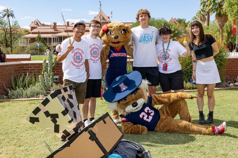 Participants at the 2023 Solar Oven Throw Down