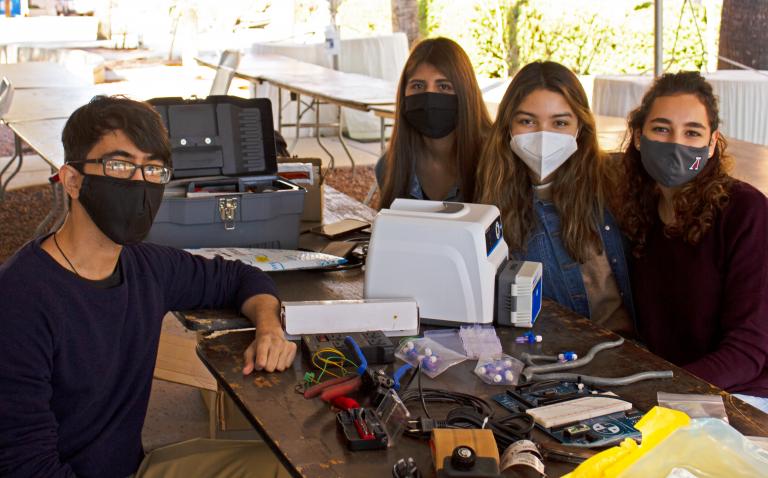 Some members of Team 21027: Carlos Perez, Alejandra Loreto, Jocelyne Rivera, Angie Guadalupe Covarrubias