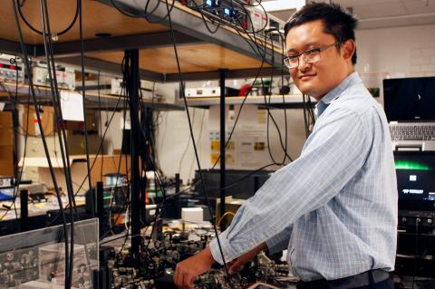 Zheshen Zhang in his lab