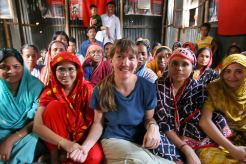 Marla Smith-Nilson meets Dhaka residents