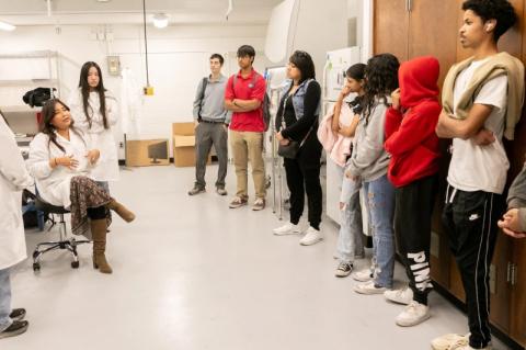 students and a professor in a University of Arizona lab